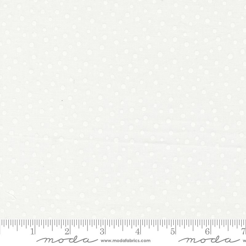 Cali & Co. -  Dots - White and White