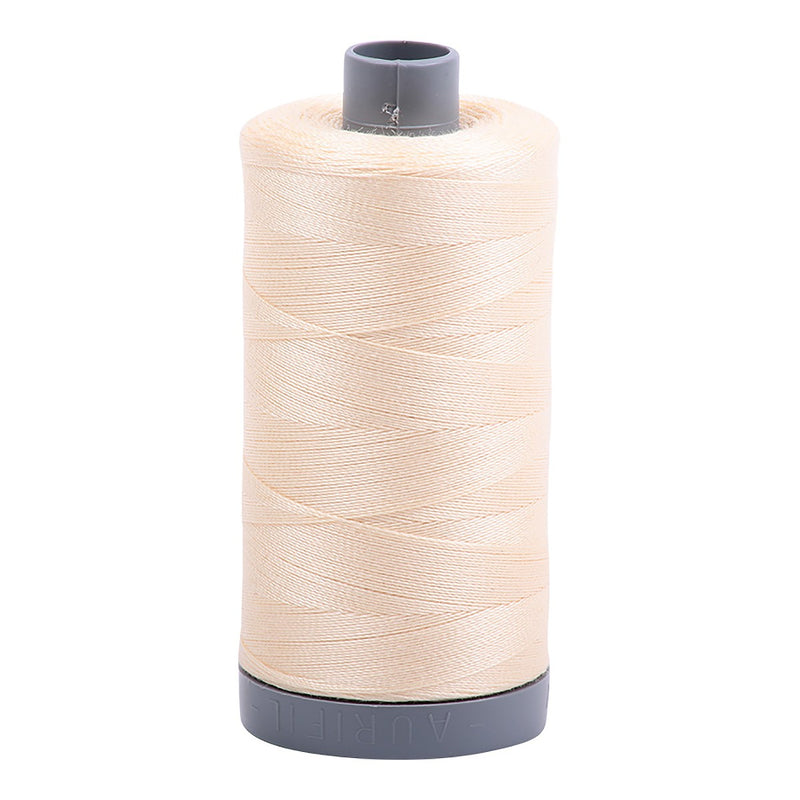 Heavyweight Aurifil Thread 28wt 750 m - 2123 - Butter