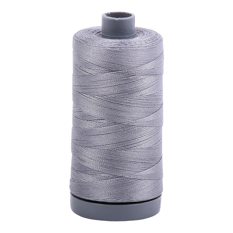 Heavyweight Aurifil Thread 28wt 750 m - 2605 - Grey