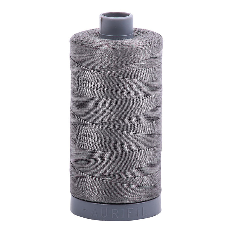 Heavyweight Aurifil Thread 28wt 750 m - 5004 - Grey Smoke